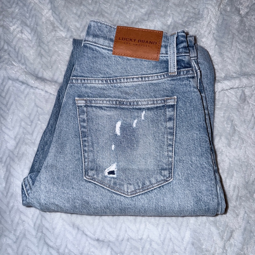Lucky Brand Women’s Faded Blue Denim Jeans